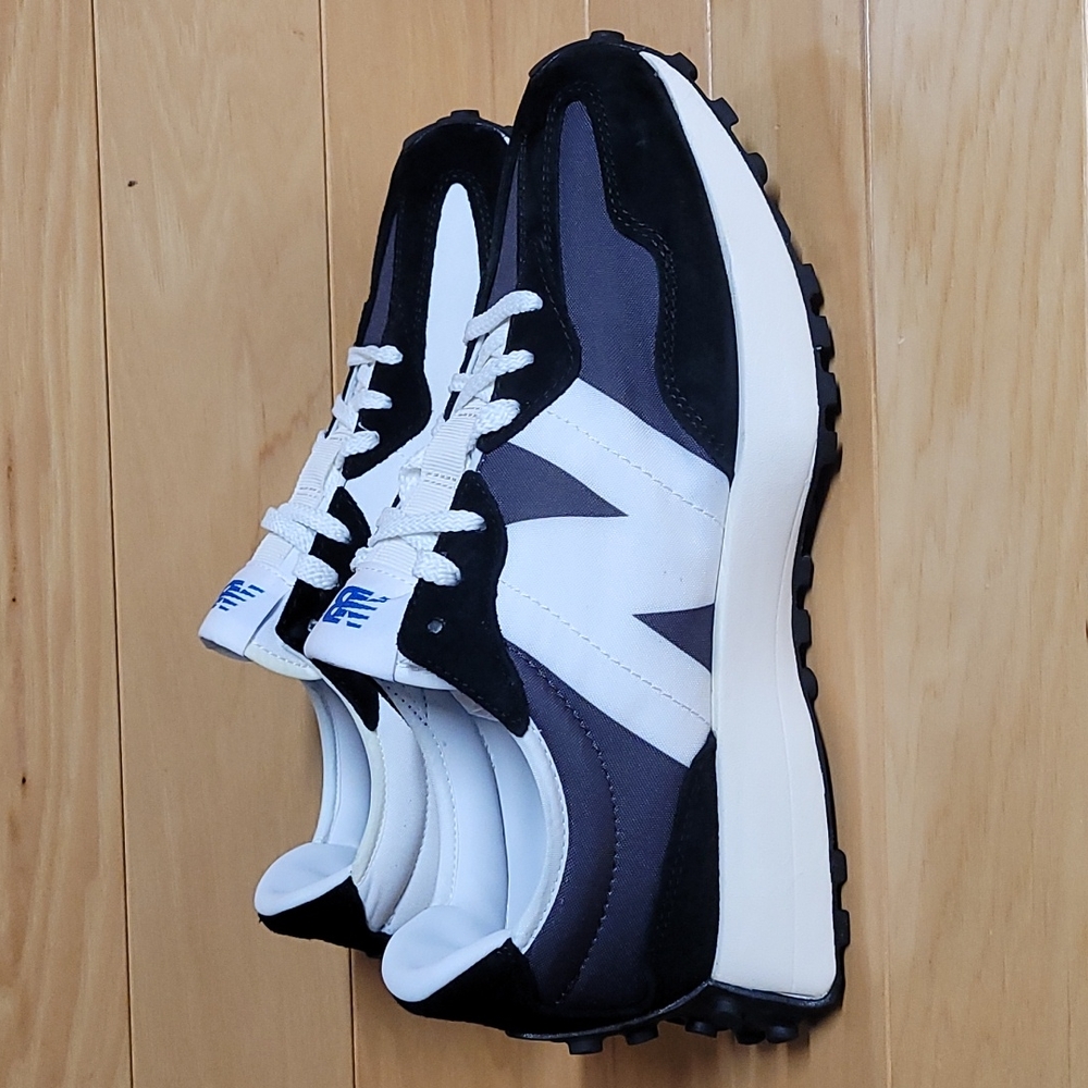 New Balance 327 Black White Mens Shoe Sneaker MS327LB1